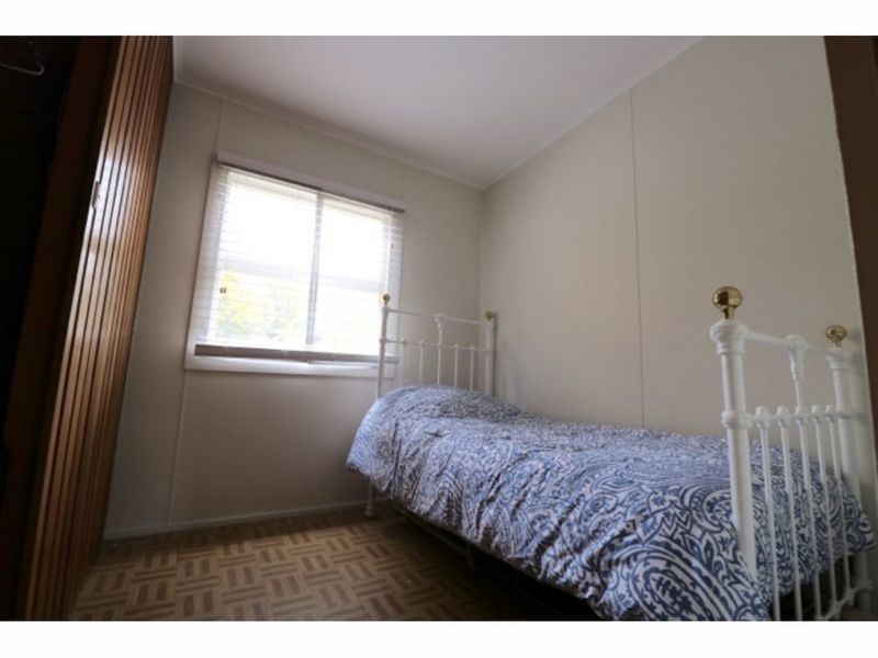 8 Waldegrave Crescent, Vincentia NSW 2540