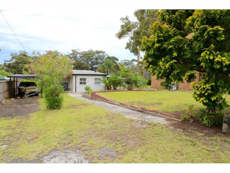 8 Waldegrave Crescent, Vincentia NSW 2540