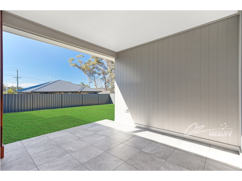 4B Truscott Avenue, Sanctuary Point NSW 2540