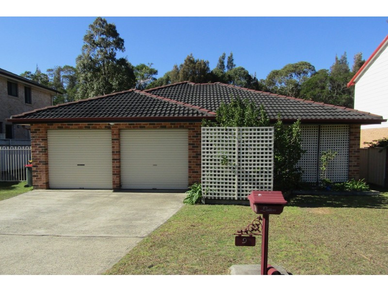 9 Nulla Place, St Georges Basin NSW 2540