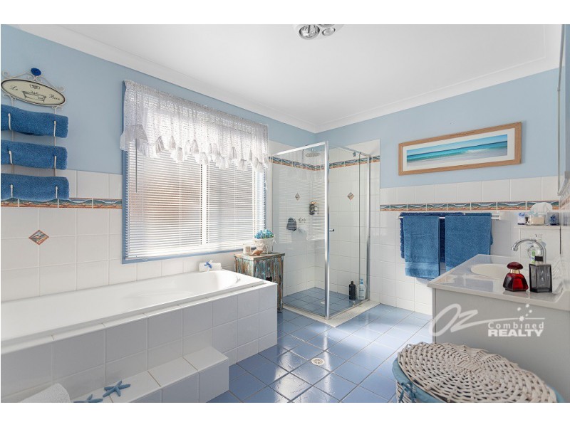 20 Mcgowen Street, Old Erowal Bay NSW 2540