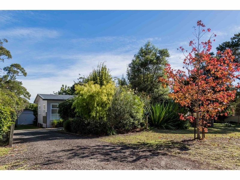 7 Flora Street, Sanctuary Point NSW 2540