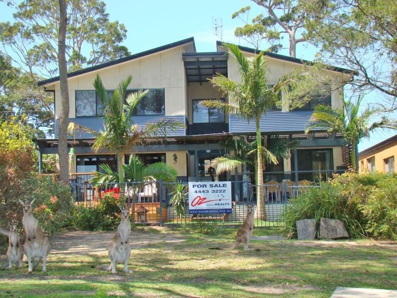 41 Waratah Crescent, Sanctuary Point NSW 2540