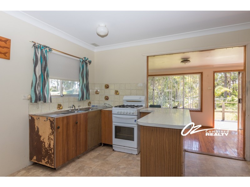 9 Avro Avenue, Sanctuary Point NSW 2540