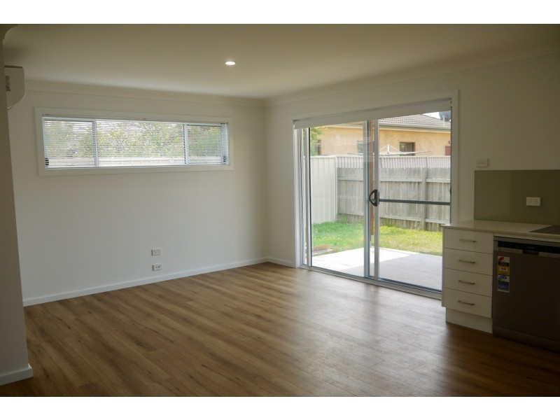 b/37 Elizabeth Drive, Vincentia NSW 2540