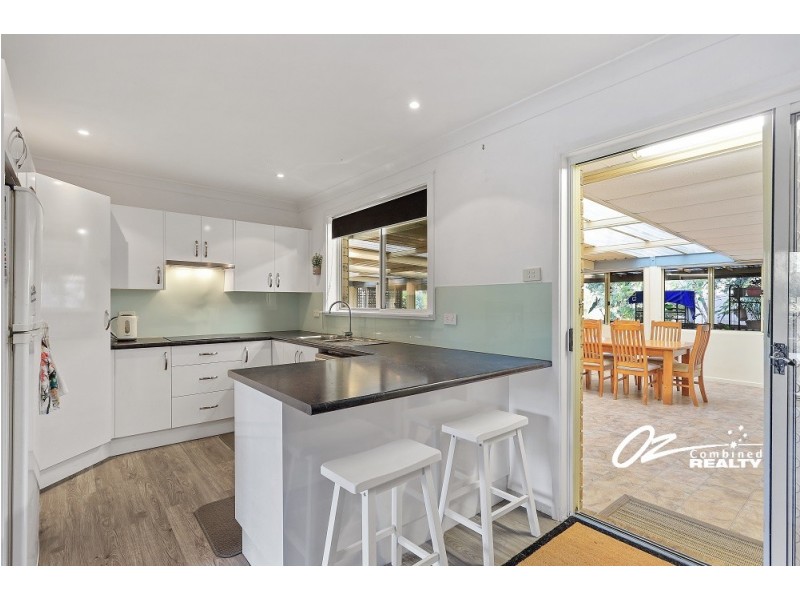 31 Streamside Street, Woollamia NSW 2540