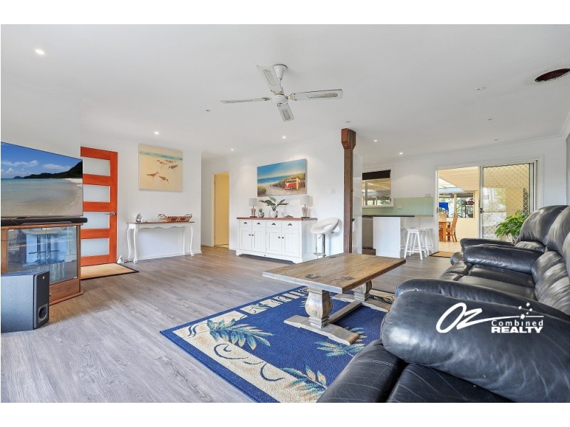 31 Streamside Street, Woollamia NSW 2540