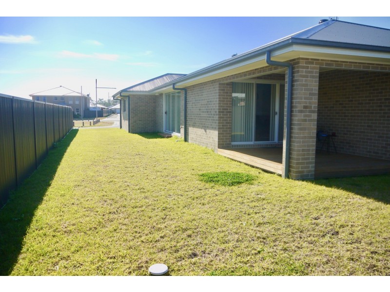 63 Halloran Street, Vincentia NSW 2540