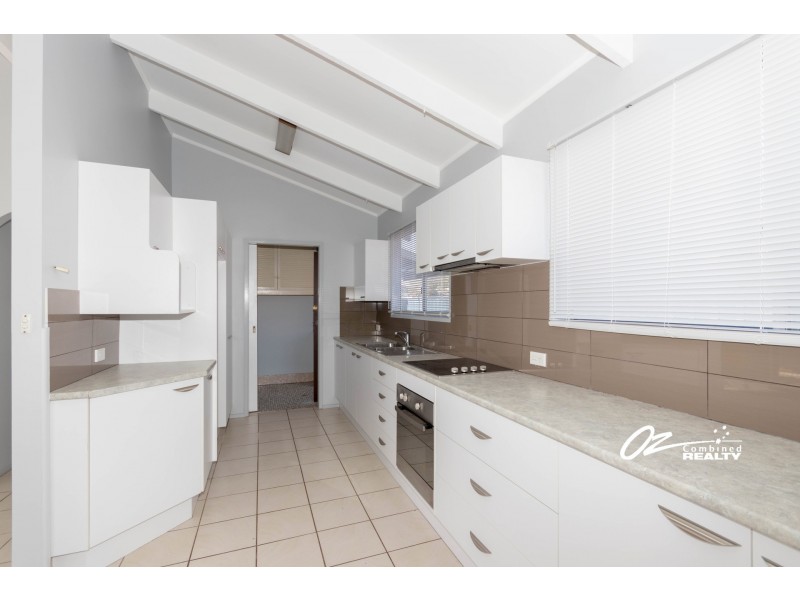 12 John Street, Basin View NSW 2540