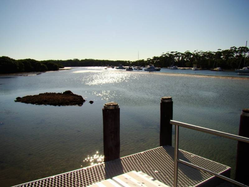 1/15 Wood Crescent, Huskisson NSW 2540