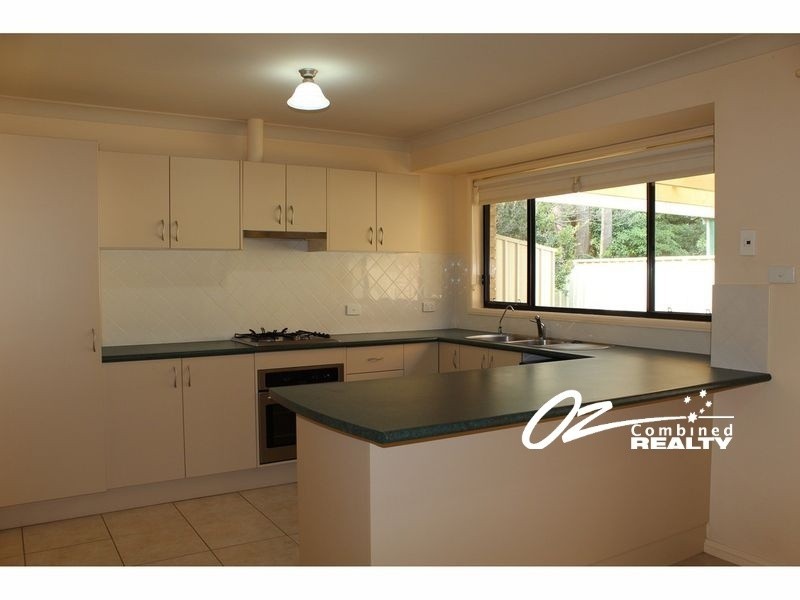 2/13 Leumeah Street, Sanctuary Point NSW 2540