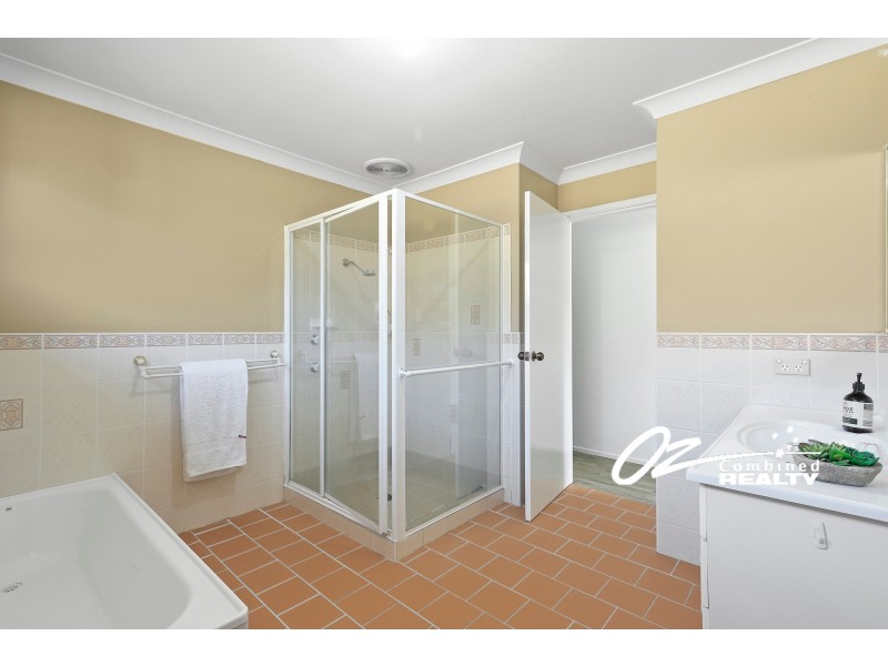 49 Cammaray Drive, St Georges Basin NSW 2540