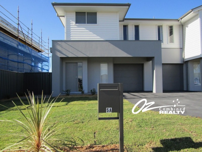 a/5 Nadine Street, Sanctuary Point NSW 2540