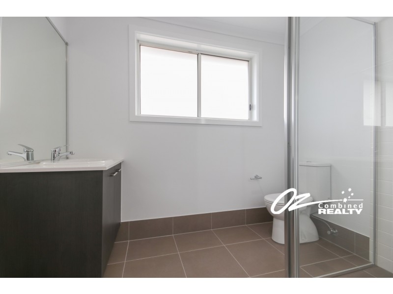 a/5 Nadine Street, Sanctuary Point NSW 2540