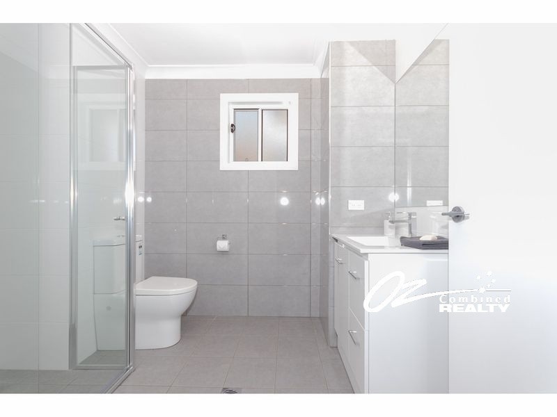 1/200 Macleans Point Road, Sanctuary Point NSW 2540