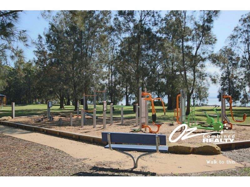 1/200 Macleans Point Road, Sanctuary Point NSW 2540