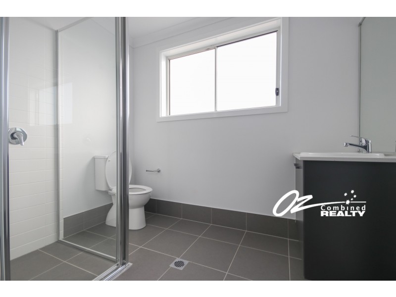 b/5 Nadine Street, Sanctuary Point NSW 2540