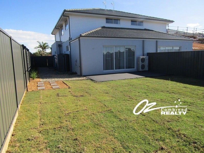 b/5 Nadine Street, Sanctuary Point NSW 2540