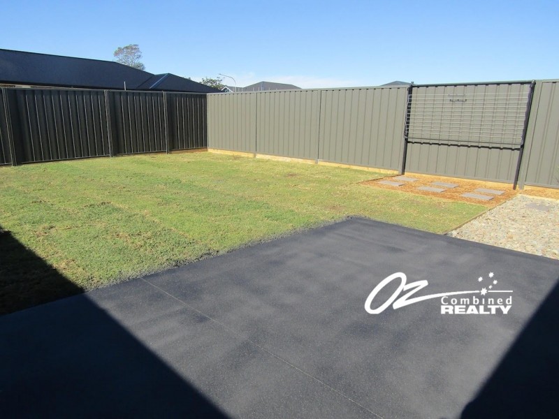 b/5 Nadine Street, Sanctuary Point NSW 2540