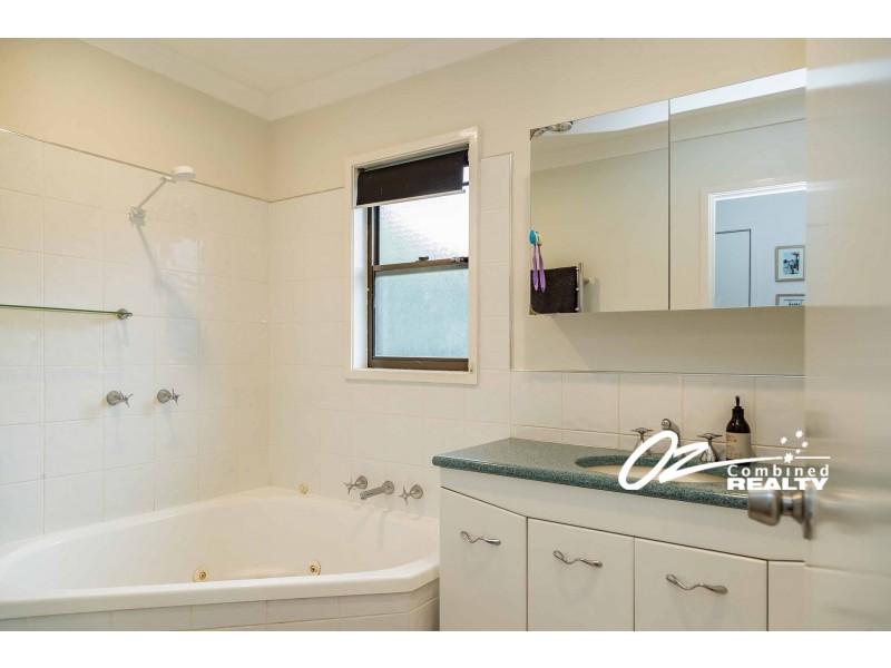117 Clarendon Crescent, St Georges Basin NSW 2540