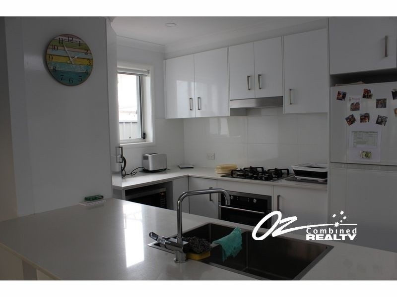 2/41 Paradise Beach Road, Sanctuary Point NSW 2540