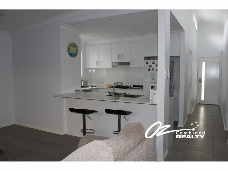 2/41 Paradise Beach Road, Sanctuary Point NSW 2540