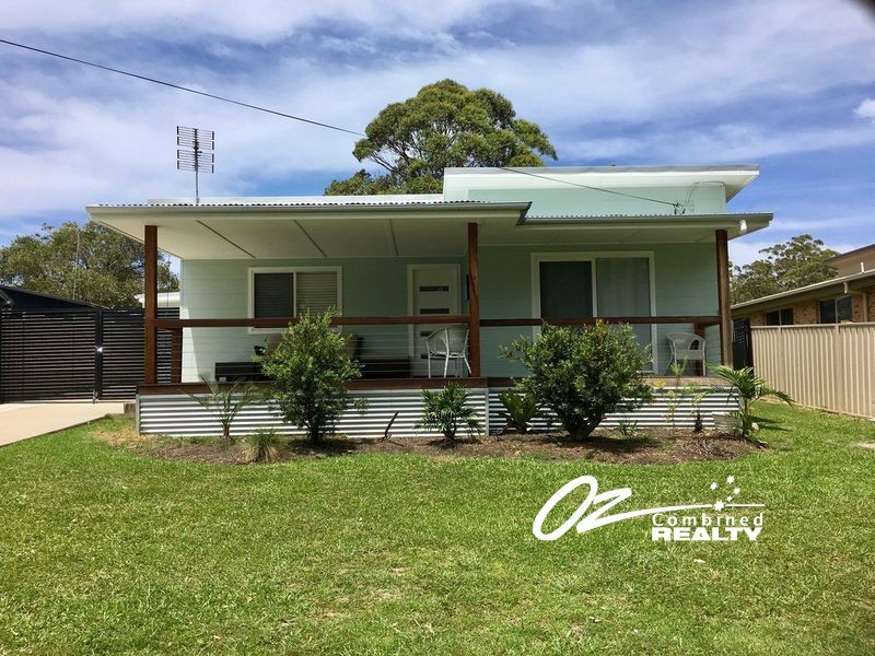16 Berry Street, Huskisson NSW 2540