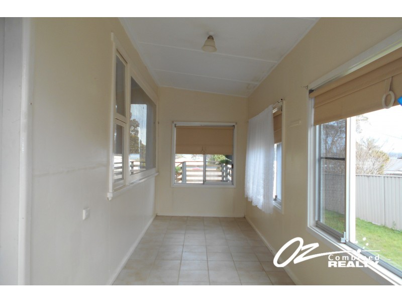 2 Bruce Street, St Georges Basin NSW 2540