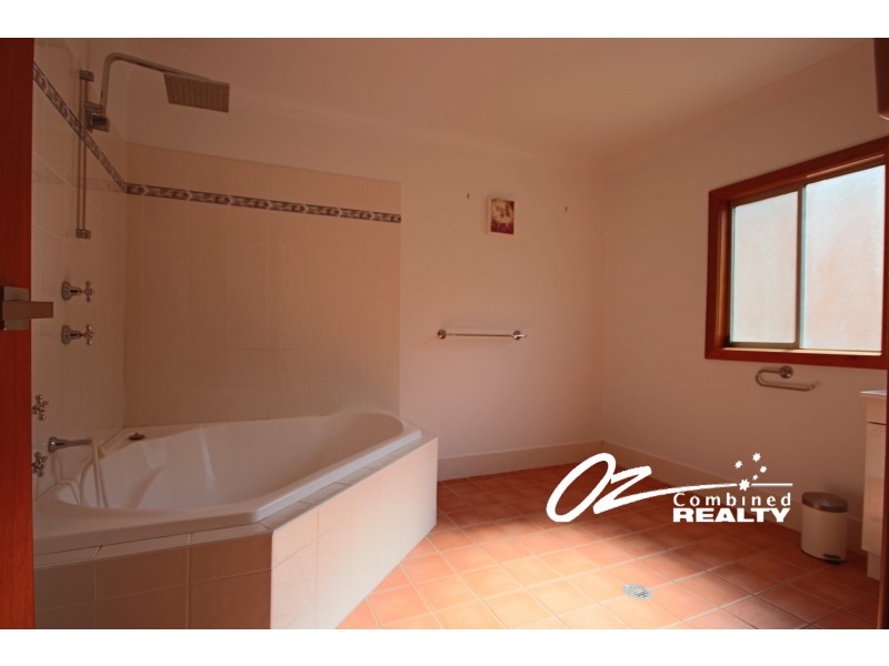 86 Greville Avenue, Sanctuary Point NSW 2540