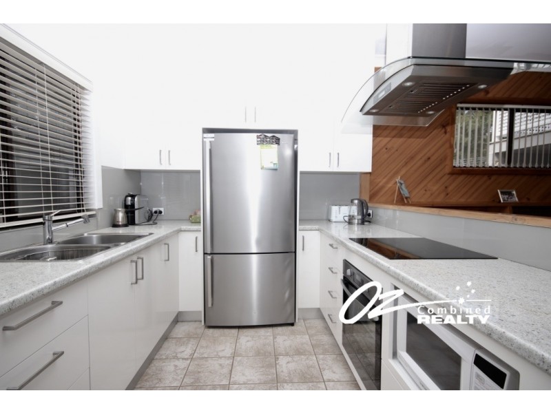 32 Island Point Road, St Georges Basin NSW 2540
