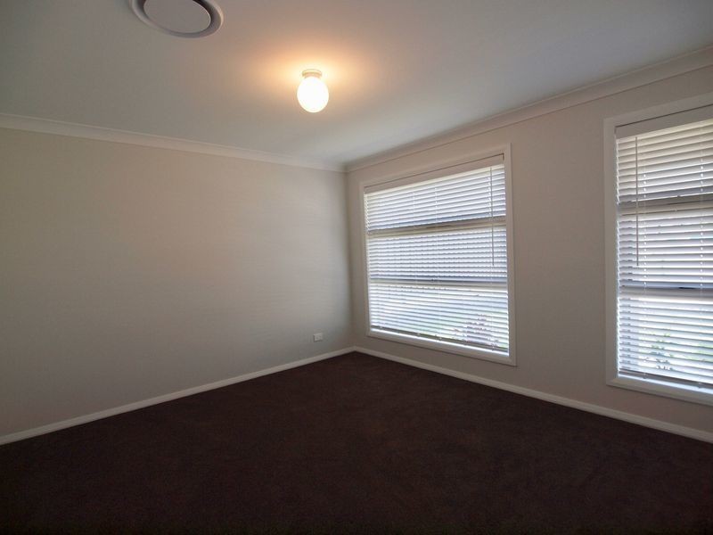 24 Trawler Street, Vincentia NSW 2540