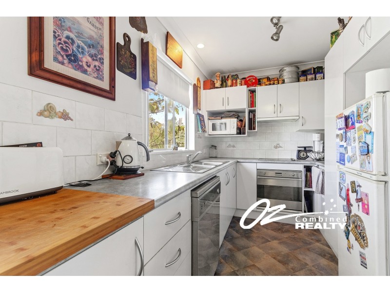 209 Macleans Point Road, Sanctuary Point NSW 2540