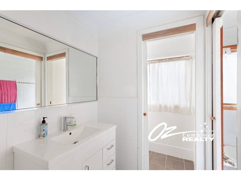 30  The Wool Road, Basin View NSW 2540