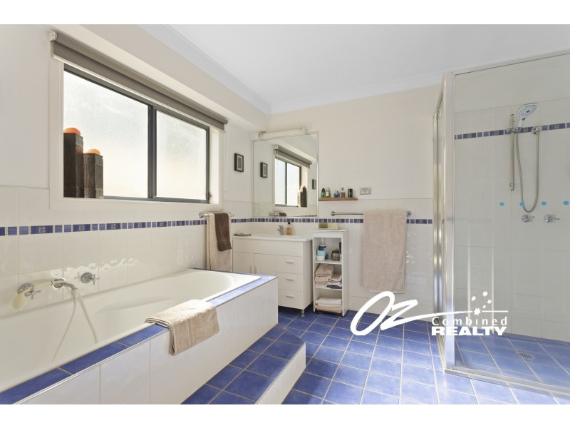 6 Elanora Parade, Basin View NSW 2540