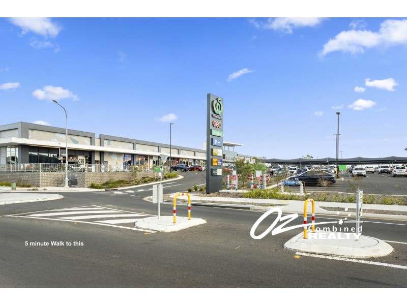 7  Camellia Grove, Bomaderry NSW 2541