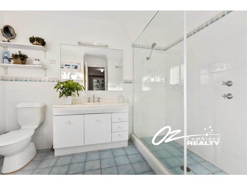 328 Elizabeth Drive, Vincentia NSW 2540