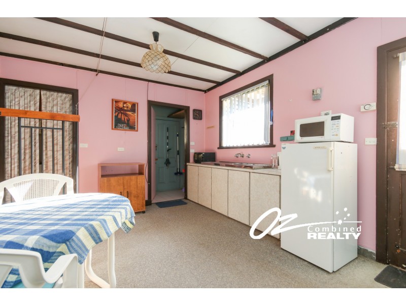 235  Macleans Point Road, Sanctuary Point NSW 2540