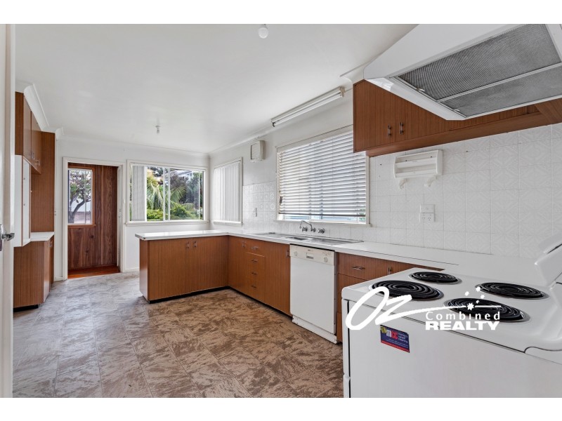 329 Elizabeth Drive, Vincentia NSW 2540