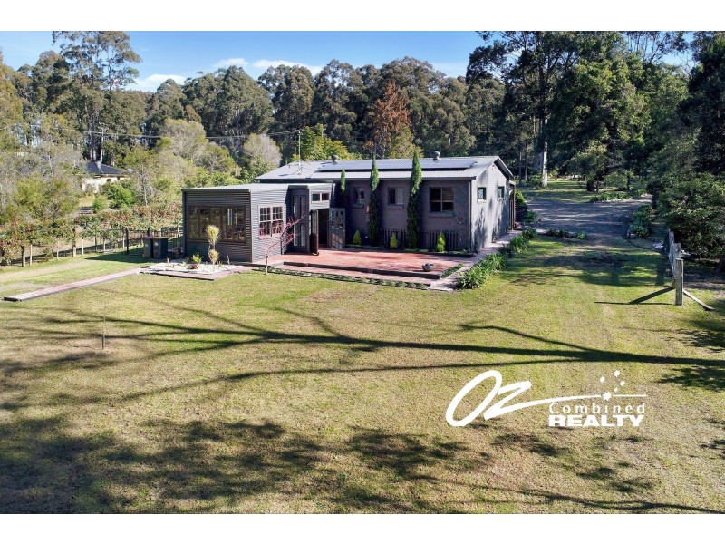 51 McArthur Drive, Falls Creek NSW 2540