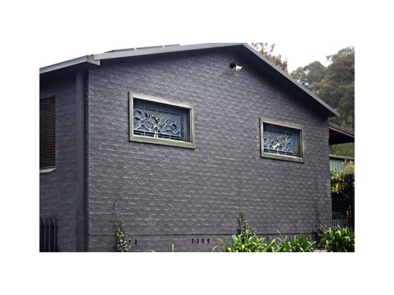 51 McArthur Drive, Falls Creek NSW 2540