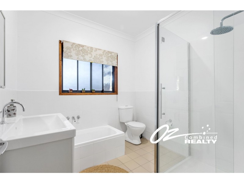 40 King George Street, Erowal Bay NSW 2540