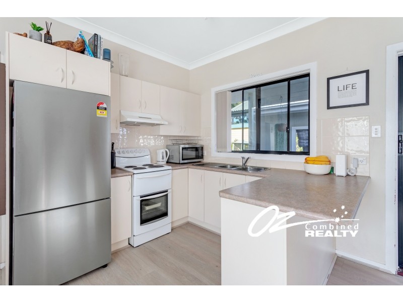 131 Macleans Point Road, Sanctuary Point NSW 2540