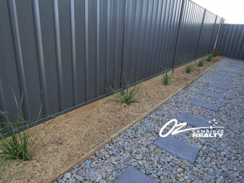 b/5 Nadine Street, Sanctuary Point NSW 2540