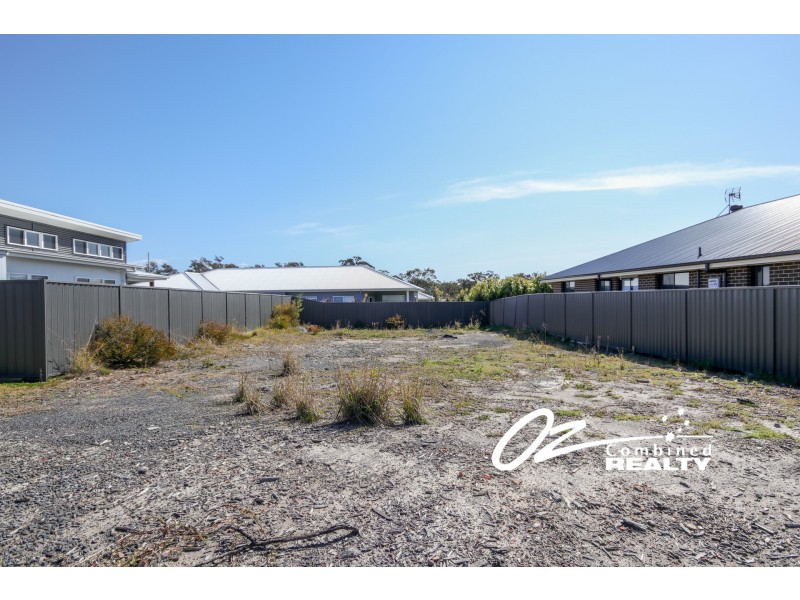 21 Seagrass Avenue, Vincentia NSW 2540