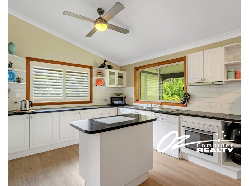 8. Harriss Avenue, Basin View NSW 2540