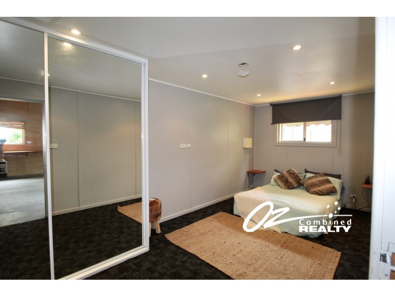 a/59 Woollamia Road, Falls Creek NSW 2540