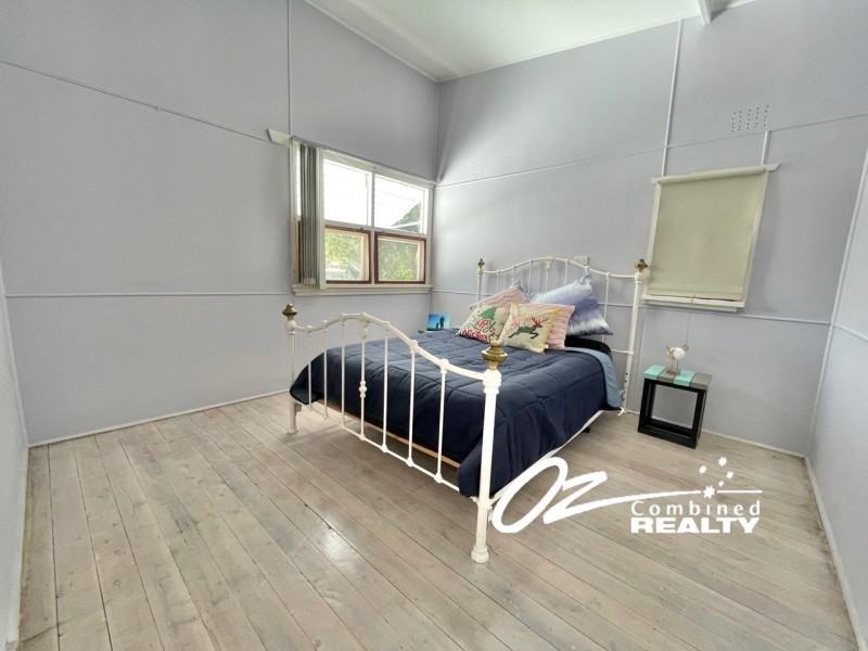 10 Lachlan Crescent, St Georges Basin NSW 2540