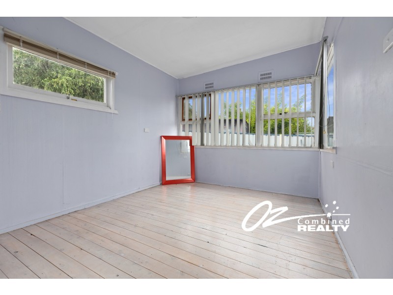 10 Lachlan Crescent, St Georges Basin NSW 2540