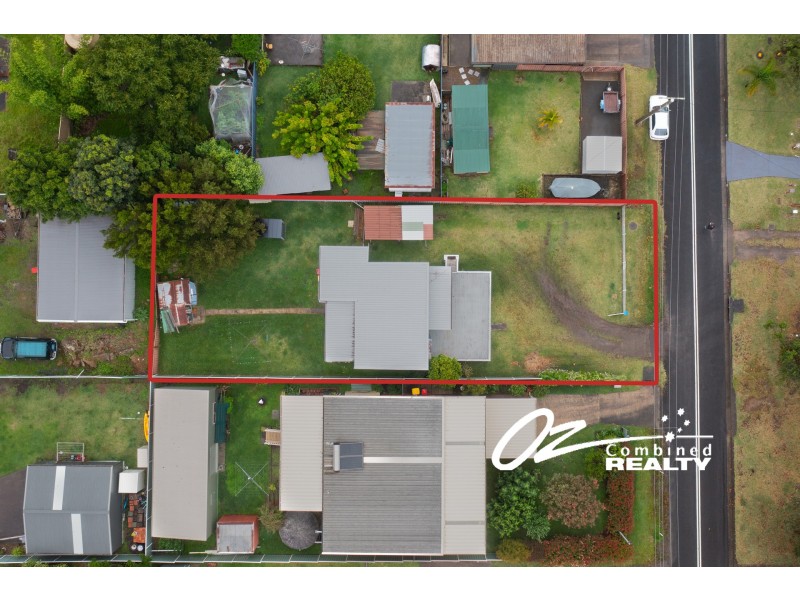 10 Lachlan Crescent, St Georges Basin NSW 2540