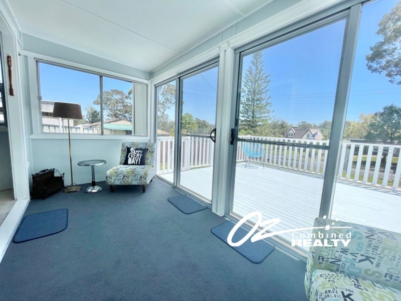 10 Lachlan Crescent, St Georges Basin NSW 2540